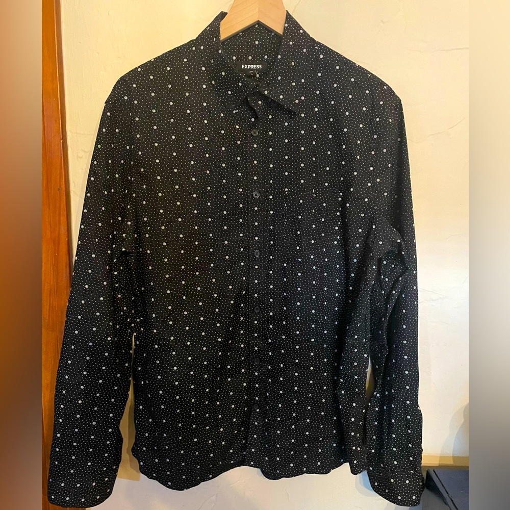Express large beautiful dress shirt. Versatile casual/to fine dinning, $25